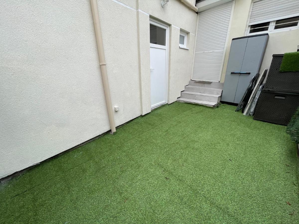 Maisonette De 25M2 A La Porte De Paris Gentilly Buitenkant foto
